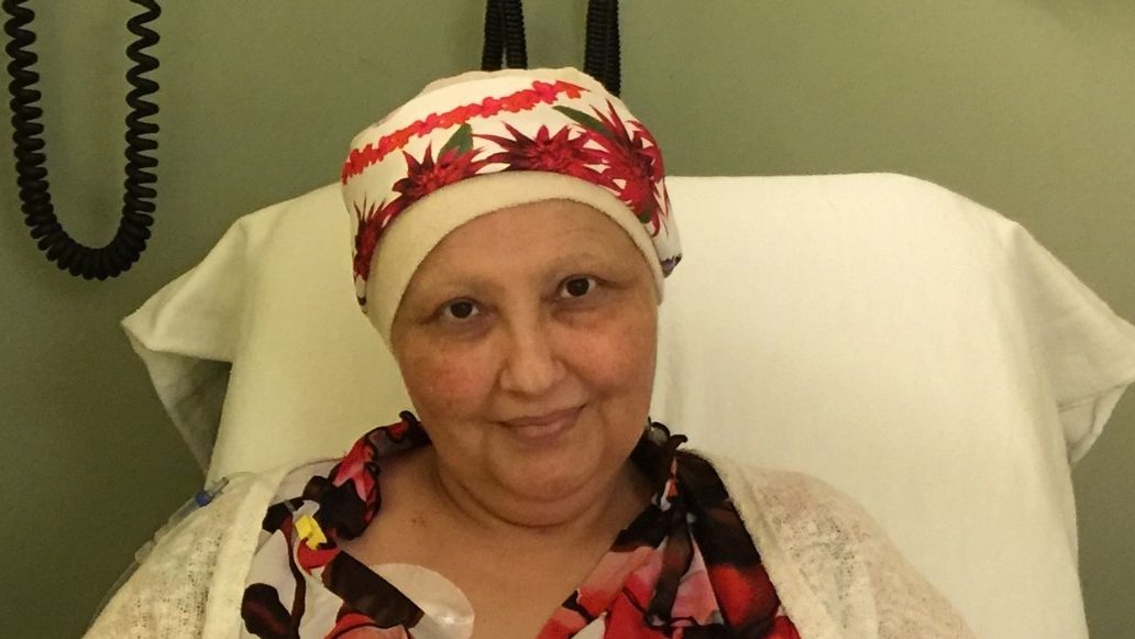 cancer wise博客文章:三阴性乳腺癌幸存者Hashmat Effendi在MD Anderson乳腺癌治疗结束后参加了一项临床试验。