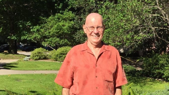 肌小变增值症幸存者和临床试验参与者Stephen F. Weber